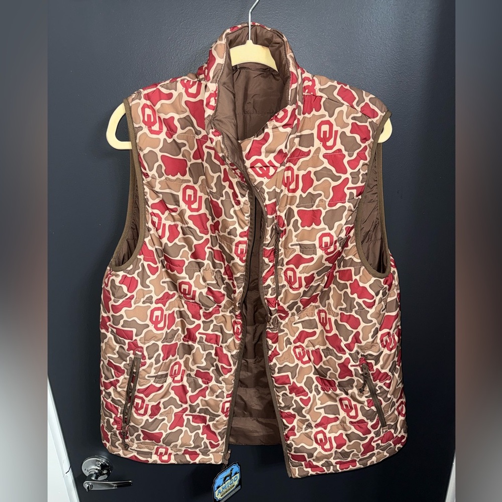 OU Reversible Camo Puffer Vest - Amigo Provision